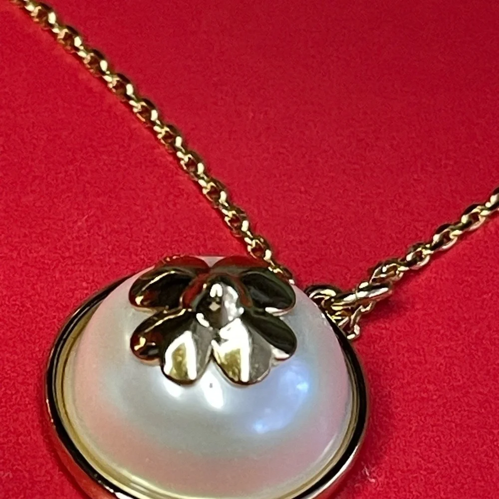 Kate Spade Necklace,Kate Spade Gold Necklace with gold Flower Charm